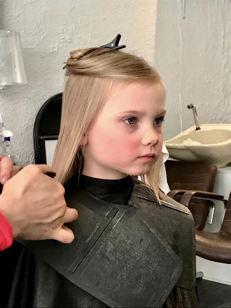 Straight hair trim for a little girl at the salon