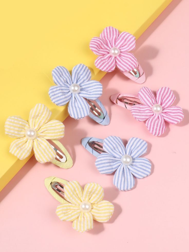 Flower snap clips for kids' hair