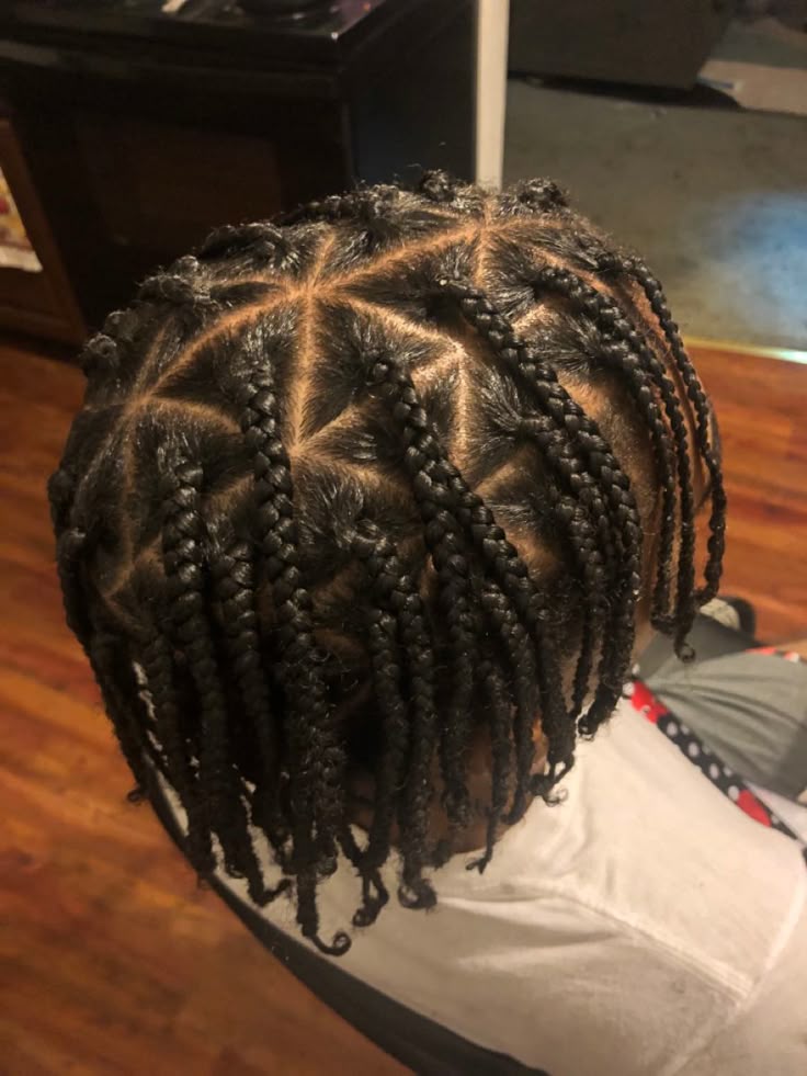 Triangle-part braids hairstyle for boys