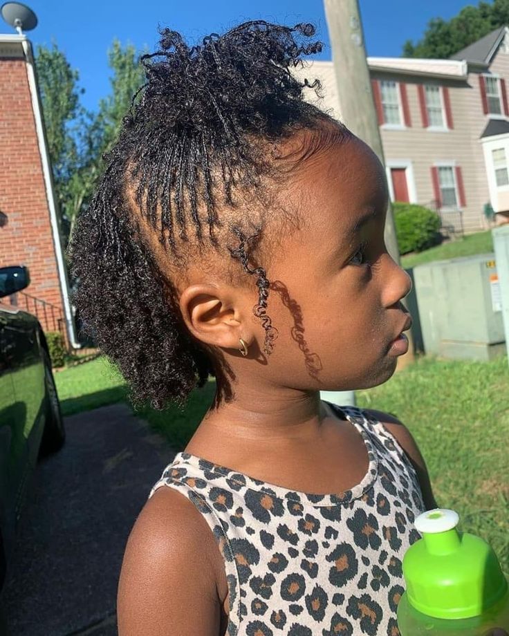 Mini twists using small sections for a fuller, detailed look