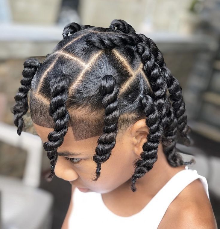 Large twist sections hairstyle for boys